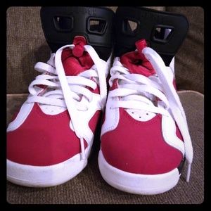 "Carmine" 6's Retro size 7y